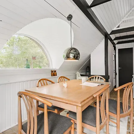 3 Bedroom Lovely In