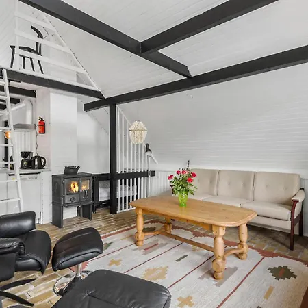 3 Bedroom Lovely In